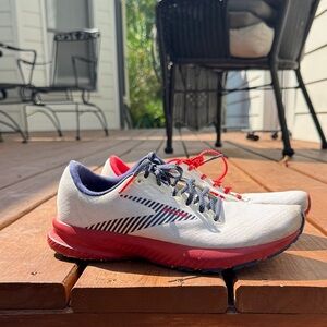 BROOKS RUNNING SHOES